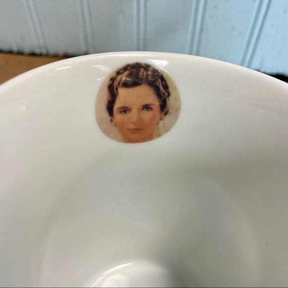 Anne Taintor “Maybe I Want To Look Cheap” Mug - Picture 7 of 9